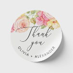 Adesivo Redondo Pincel de aquarela cor-de-água, obrigado de casame<br><div class="desc">Um obrigado de rolo floral,  cor-de-rosa-d'água,  que você cola para um elegante casamento de verão. Entre em contato comigo se precisar de itens adicionais.</div>
