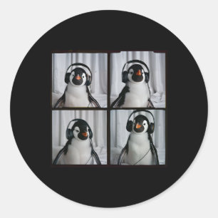Adesivo Redondo Pinguim com Fones de ouvido Autismo Zoo Pinguim