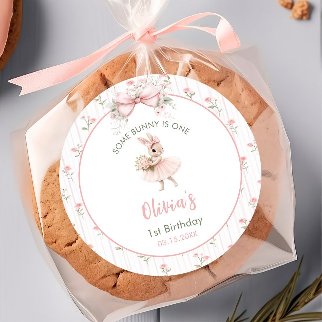 Adesivo Redondo Pink Bow & Floral Some Bunny is One 1st Birthday (Criador carregado)