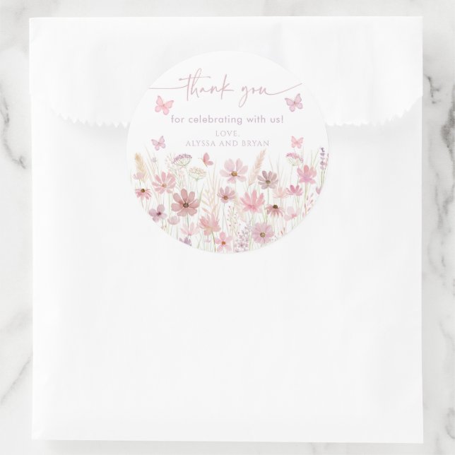 Adesivo Redondo Pink Butterfly Wildflowers Baby Shower (Bolsa)