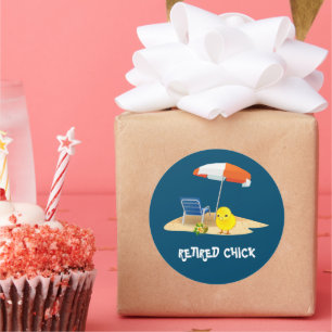 Adesivo Redondo Pintinho aposentado — cena da praia