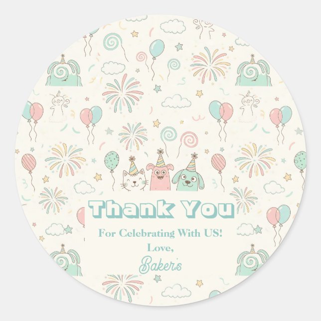 Adesivo Redondo Playful Sweet and Three Kids Birthday  (Frente)