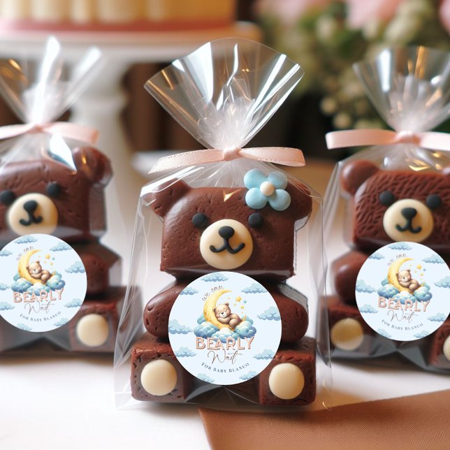 Adesivo Redondo Podemos Andar De Espera (We Can Bearly Wait Sticker for Baby Shower Favors and Thank You Cards)