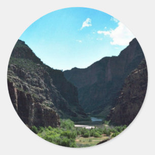 Adesivo Redondo Portas do monumento nacional do dinossauro de