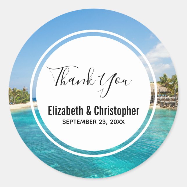 Adesivo Redondo Praia tropical Cênica com Casamento de Huts Thatch (Frente)