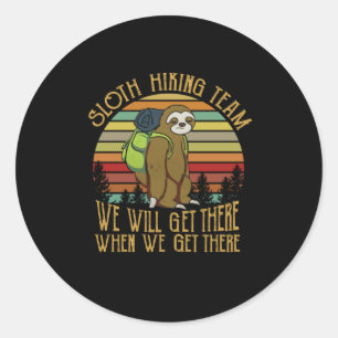 Adesivo Redondo Presente de Camper Vintage Sloth Hiking Team Ani
