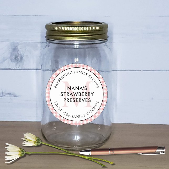 Adesivo Redondo Preservação de receitas familiares Monograma de Gi (Red Checkered Gingham Preserving Family Recipes Monogram Canning Jar Label)