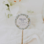 Adesivo Redondo Primavera Wildflower | Blue Obrigado Favor Sticker<br><div class="desc">Este primavera obrigado azul, você prefere o adesivo é perfeito para o seu casamento de vintagem rústico. A design apresenta flores silvestres coloridas, elegantes e pastéis e minimalistas, cor d'água. Ele lembra o espectador de um clássico e simples prado de jardim de verão da boêmia. Um destaque do design é...</div>