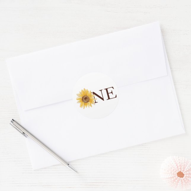 Adesivo Redondo Primeiro Aniversário Pequeno Girassol Um Favor (Envelope)
