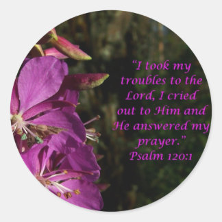 Adesivo Redondo Psalm 120:1 Adorável Vinheta De Flor Roxo