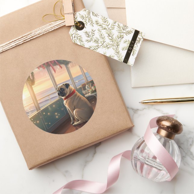 Adesivo Redondo Pug Christmas Cruise: Delito de Férias Pawsome (Presentear)