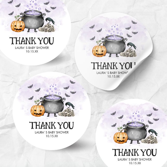 Adesivo Redondo Purple Baby is Brewing Halloween Baby Shower (A Baby is Brewing Purple Halloween Baby Shower Round Sticker)
