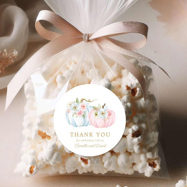 Adesivo Redondo Queda Abóbora Revolução do Gênero (Fall Girl and boy Twins Baby Shower round sticker)