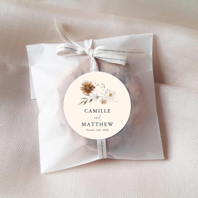 Adesivo Redondo Queda Casamento de Flores Selvagens (Simple Boho Floral Wedding Sticker)