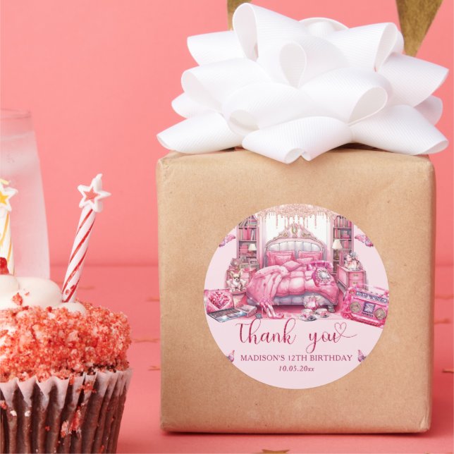 Adesivo Redondo Rapariga do Sleepover no Aniversário Personalizada (Festa)