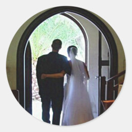 Adesivo Redondo Recem casados de Fotografia de Noiva Groom Saindo 