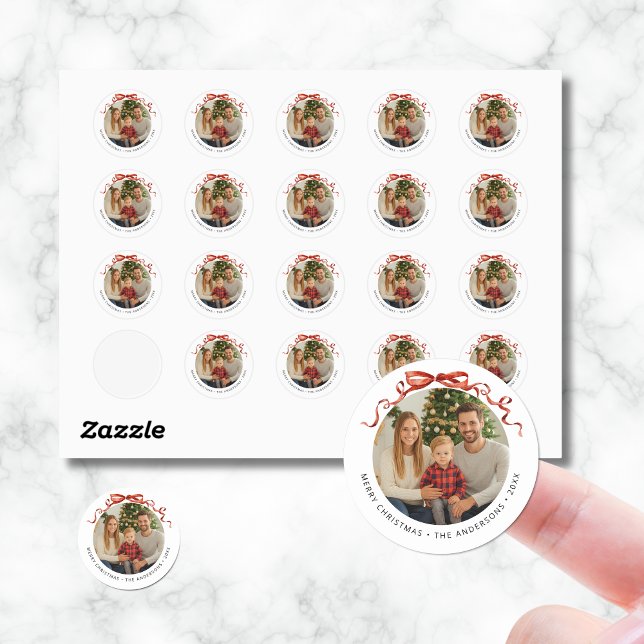 Adesivo Redondo Red Bow Circle Christmas Photo (Red bow photo christmas round stickers)