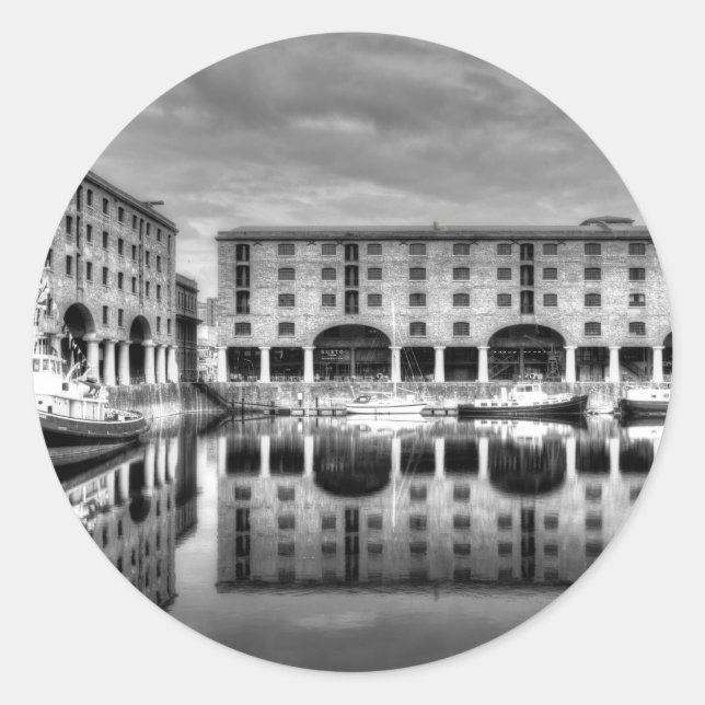 Adesivo Redondo Reflexões de Albert Dock Liverpool (Frente)