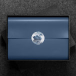 Adesivo Redondo Reflexos Nebulosos | Casamento do Lago dos Cisnes<br><div class="desc">Romântico, sombrio e sombrio tema de casamento de cisne do lago pintado à mão em azul naval poeirento suave com um cisne gracioso e névoa matinal esfumaçada. Da coleção "Reflexos do Lago", este design de aquarela foi inspirado no tranquilo momento de silêncio quando você pode estar com quem ama sem...</div>