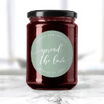 Adesivo Redondo Relaxar Script Espalhar o Casamento Personalizado<br><div class="desc">Vinheta de casamento com as palavras "Espalhar o Amor" em um texto cursivo relaxado em branco contra uma cor de fundo editável (clique em personalizar para acessar). Personalize-o substituindo o texto do marcador de posição. Para obter mais opções, como alterar a fonte e seu tamanho/cor, expanda a curva/contrato ou o...</div>