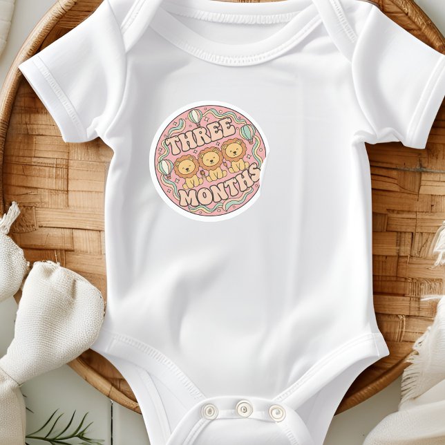 Adesivo Redondo Retro Boho Lion Trio Baby Three Months Milestone (Criador carregado)