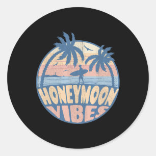 Adesivo Redondo Retro Honeymoon Vibes New Wedde Groom Vaca