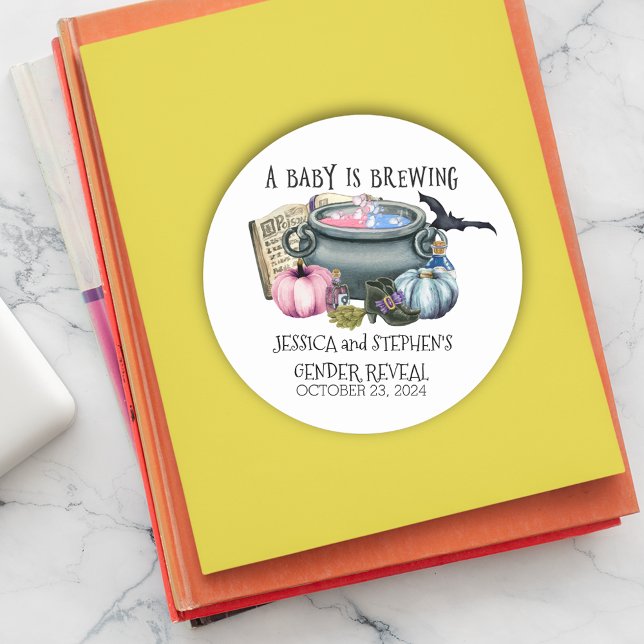 Adesivo Redondo Revelação de Gênero da Bruxa do Bebê das Halloween (Criador carregado)