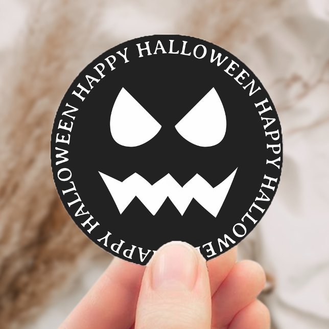Adesivo Redondo Rosto Fantástico de Halloween Preto e Branco (Black & White Scary Halloween Ghost Face Classic Round Sticker)