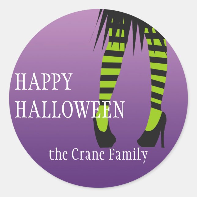 Adesivo Redondo Rótulo de Dia das Bruxas com roupa de bruxa (Frente)