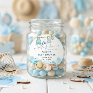 Adesivo Redondo Roupas de Pequeno Pescador Baby Shower Obrigado