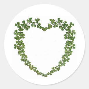 Adesivo Redondo Rua Vintage do Coração de Shamrock. Dia de Patri