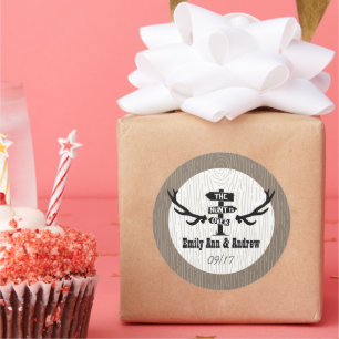 Adesivo Redondo Rustic Hunt está sobre Barnwood Salve o Selo de Da