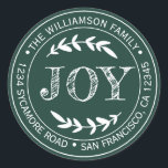 Adesivo Redondo Rustic Modern Christmas Joy Return Address Green<br><div class="desc">O adesivo de endereço redondo da família natalícia com seu nome e endereço na tipografia na moda branca apresenta o texto JOY em tipografia manuscrita com um toque na moda de folhagem rústica em um fundo verde escuro. Basta adicionar seu nome e endereço. Desenvolvido exclusivamente para você pelo Happy Dolphin...</div>
