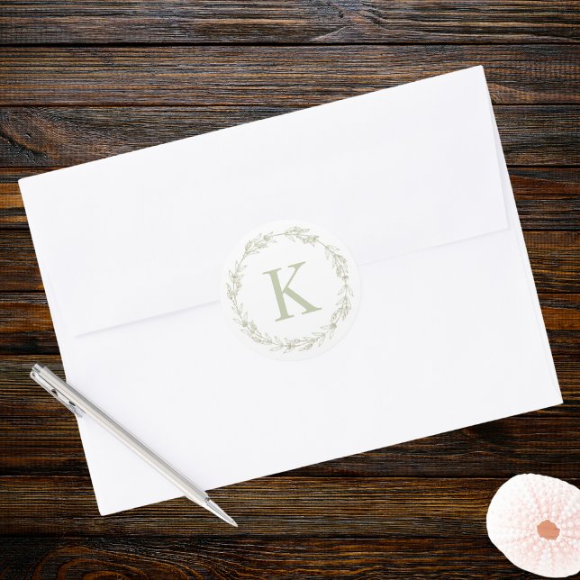 Adesivo Redondo Sage Green Wreath Monograma (Criador carregado)