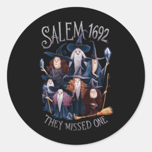 Adesivo Redondo Salem 1692 Eles Perderam Uma Bruxa no Halloween