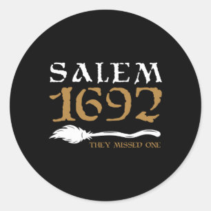Adesivo Redondo Salem 1692 Perderam Um Bruxo De Halloween 9
