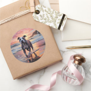 Adesivo Redondo Sandy American Staffordshire Dog em Beach Sunset