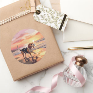 Adesivo Redondo Sandy Paws Beagle Dog em Beach Sunset