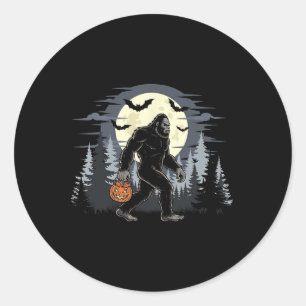 Adesivo Redondo Sasquatch Do Pé Grande Halloween Na Floresta Jack-