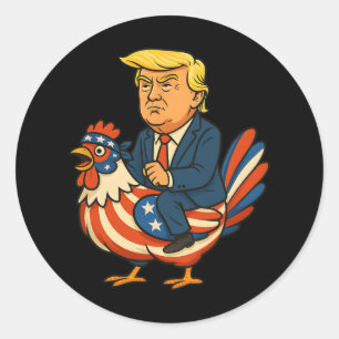 Adesivo Redondo Sátira de Trump Frango Jockey - Humor Político Eng