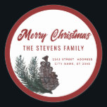Adesivo Redondo Script moderno Merry Christmas pine branch Cl<br><div class="desc">rolo moderno vermelho Feliz Palheiro de Natal. Design profissional moderno e atraente com o toque contemporâneo. Um toque de elegância e estilo. Personalize com os detalhes do seu monograma inicial,  nome e endereço.</div>