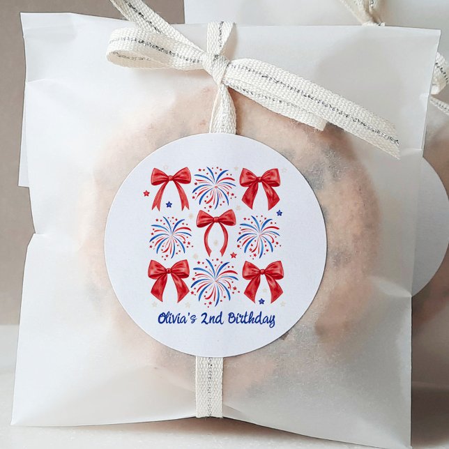 Adesivo Redondo Segundo aniversário Red White e Two Julian Girl (Criador carregado)