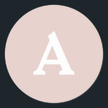 Adesivo Redondo Selo de Envelope Monograma Personalizado<br><div class="desc">Isto são monogramas lindamente impressos personalizados que podem ser personalizados para o seu dia especial. Isso é melhor para convites para casamento,  cartões RSVP e outros produtos que combinam com este design.</div>