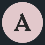 Adesivo Redondo Selo de Envelope Monograma Personalizado<br><div class="desc">Isto são monogramas lindamente impressos personalizados que podem ser personalizados para o seu dia especial. Isso é melhor para convites para casamento,  cartões RSVP e outros produtos que combinam com este design.</div>