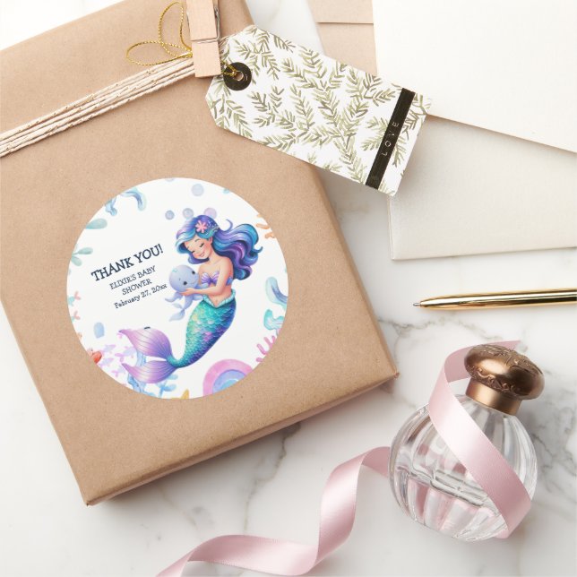 Adesivo Redondo Sereia-curva sob o Chá de fraldas de Aquarela do M (Presentear)