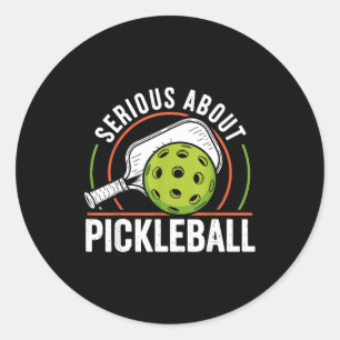 Adesivo Redondo Sério sobre pickleball engraçado pickle ball