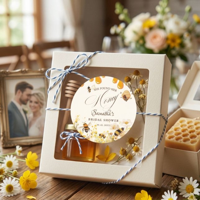 Adesivo Redondo She found her honey Bee bridal shower (Criador carregado)