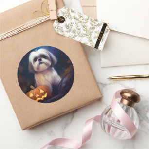 Adesivo Redondo Shih Tzu de Halloween com Abóboras Assustadoras