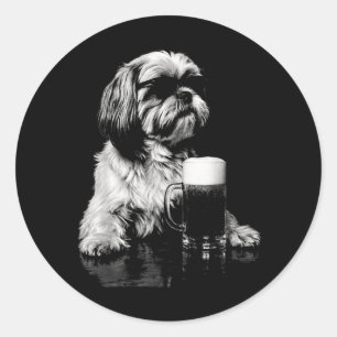 Adesivo Redondo Shih Tzu engraçado bebendo cerveja Cachorro legal