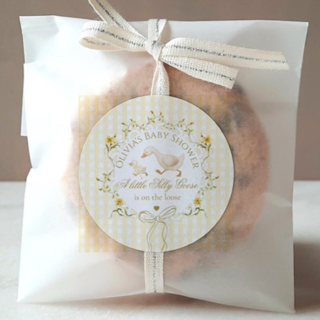 Adesivo Redondo Silly Goose Gender neutral Yellow Baby Shower (Criador carregado)